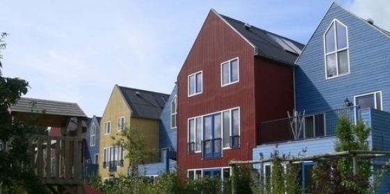 Photo de maisons de style nordique en bois certifié FSC.